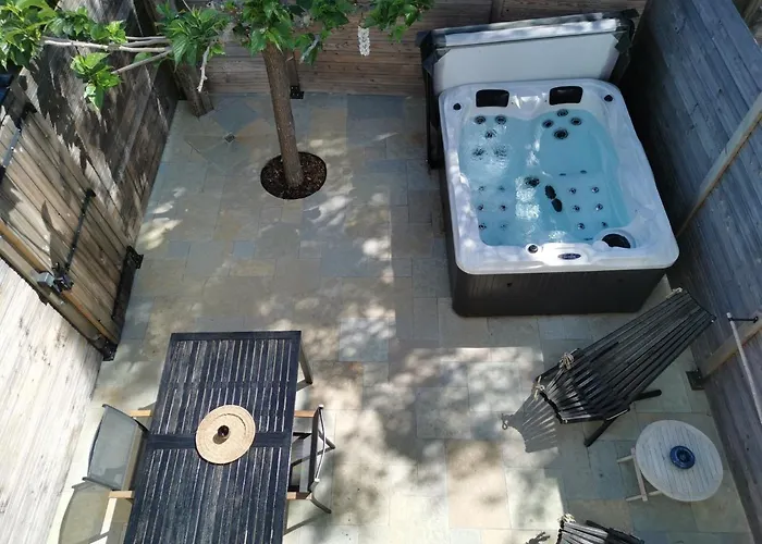 Casa Louise And Spas Privatifs *